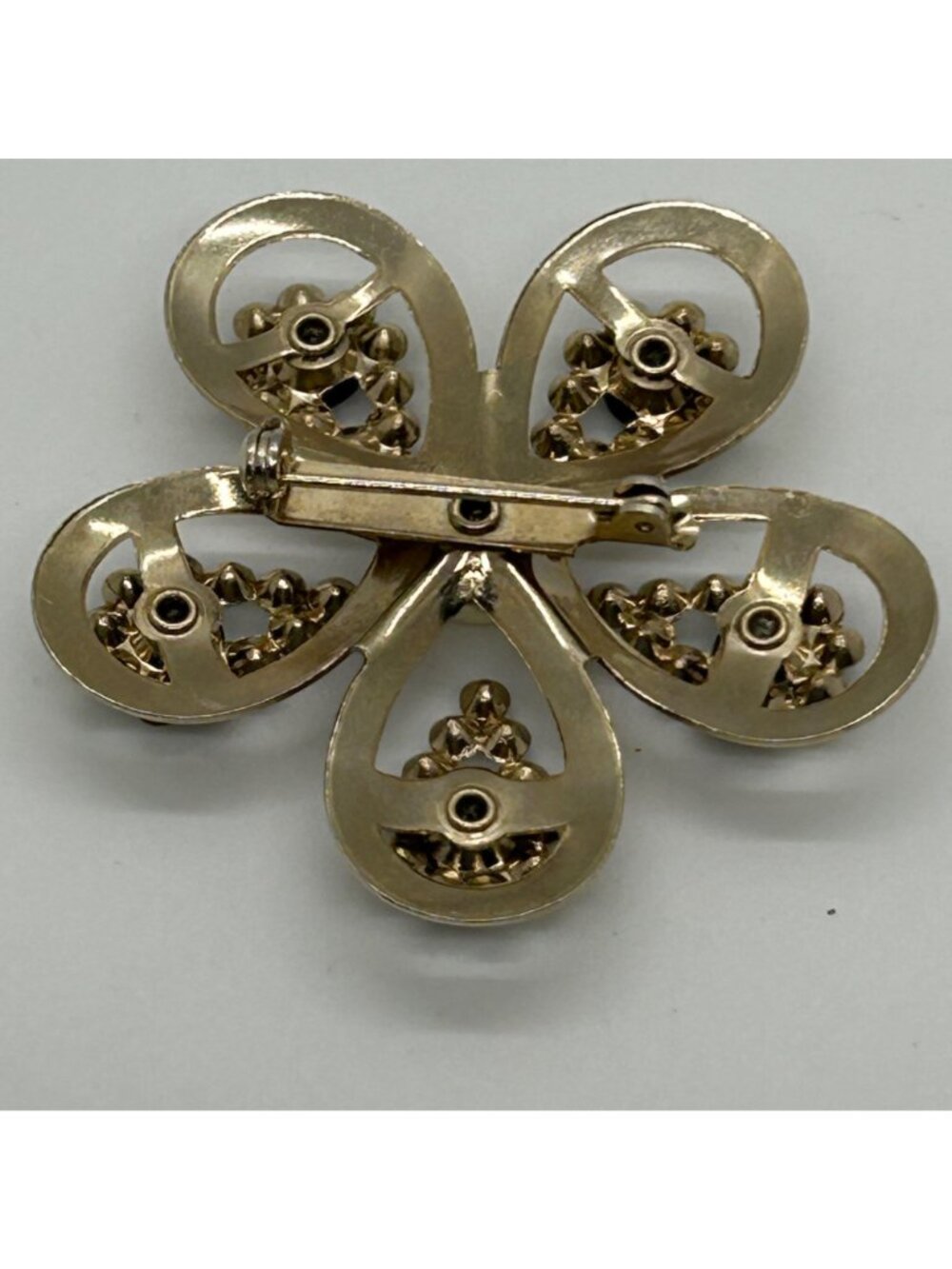 Vintage Gold Tone Flower Brooch Black Clear Rhinestones Faux Pearl Center Floral - Picture 7 of 12